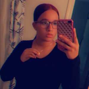 Meet your Posher, Haley